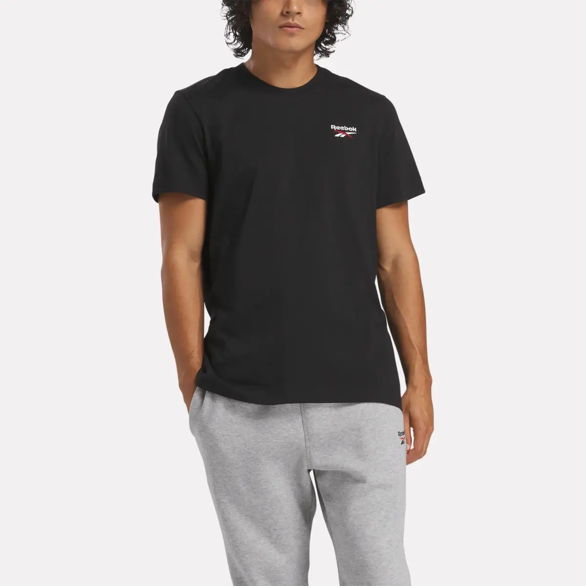 Men’s Reebok Identity Classics T-Shirt Men’s Reebok Identity Classics T-Shirt
