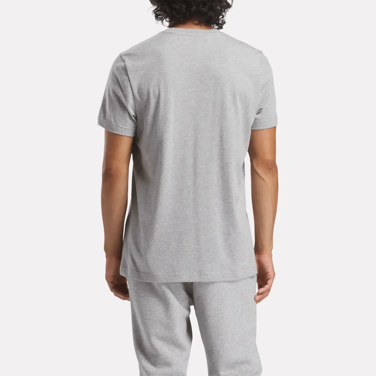 Men’s Reebok Identity Classics T-Shirt Men’s Reebok Identity Classics T-Shirt