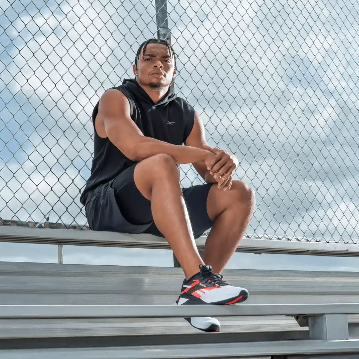 Men’s Strength Sleeveless Hoodie