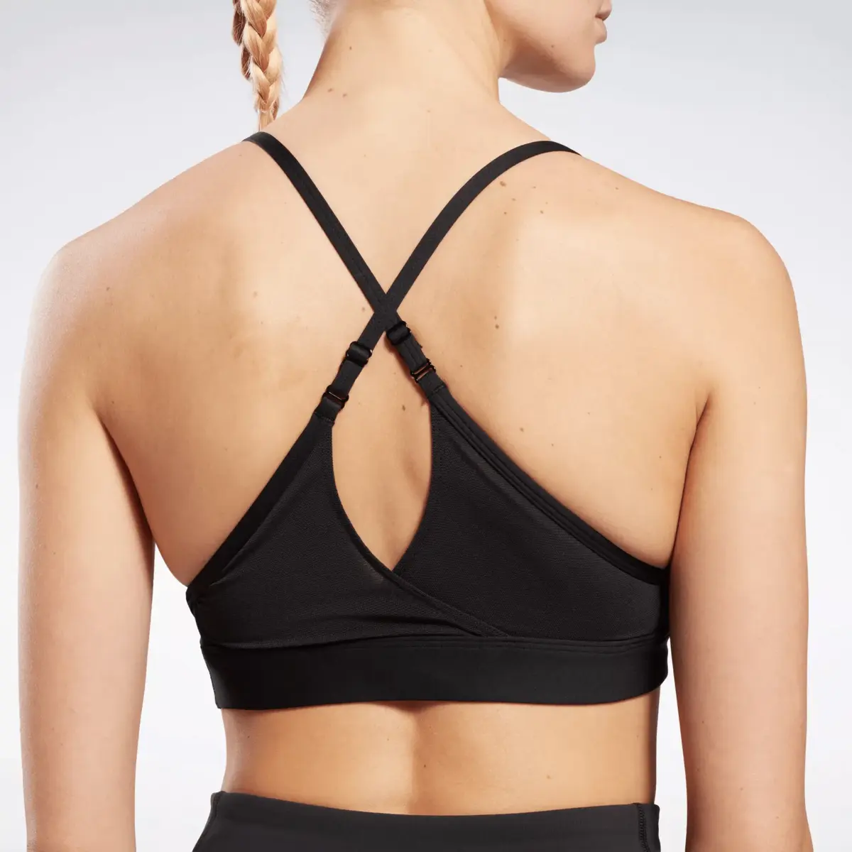 Women’s Lux Strappy Sports Bra Women’s Lux Strappy Sports Bra